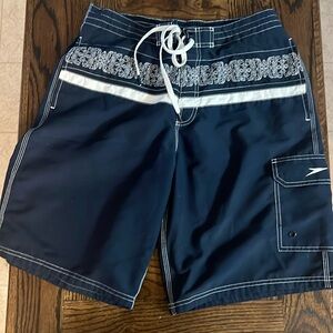 Men’s Medium Speedo brand swimming trunks. Navy blue.
